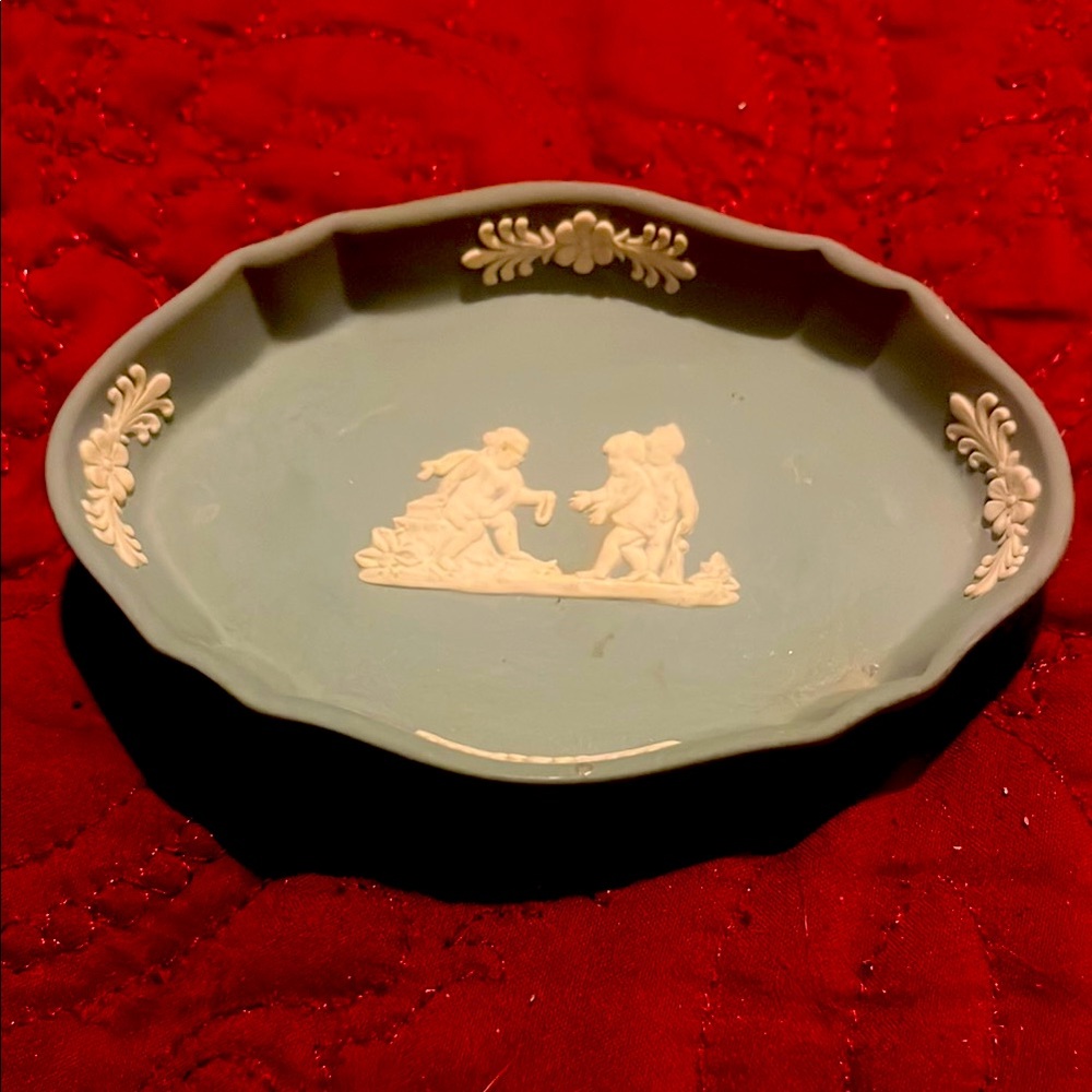 Wedgwood signed DW Sage Rare Trinket Tray